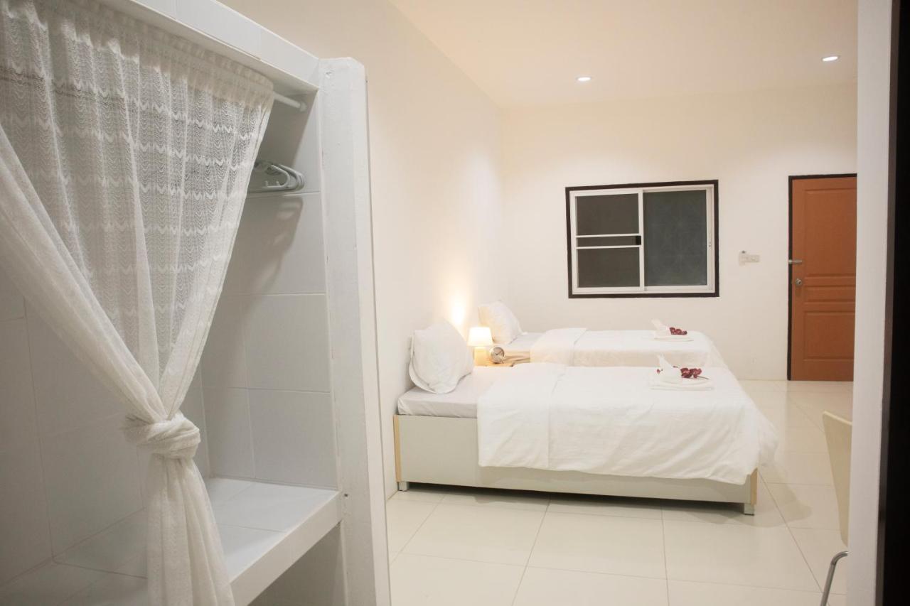 ตะวันแมนชั่น Apartment Ban Na Khua Екстериор снимка
